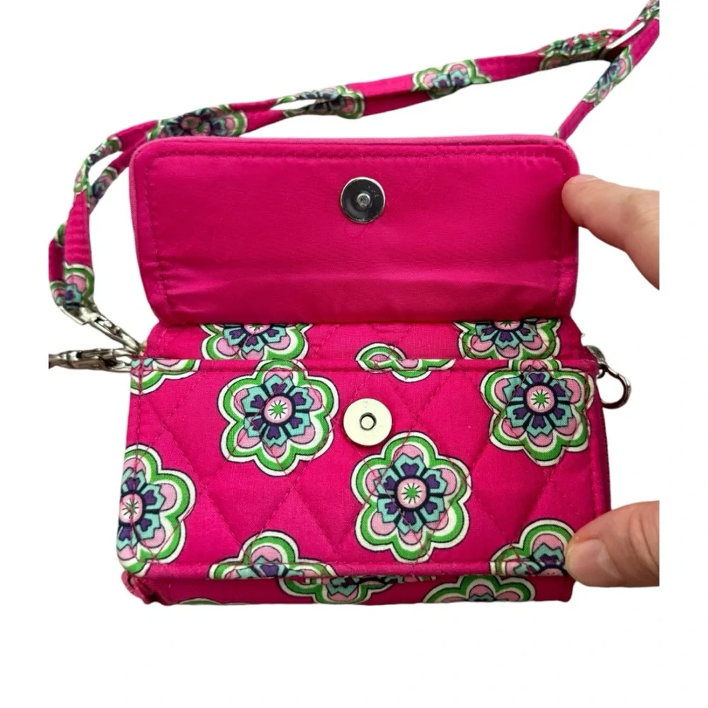 Vera Bradley Pink Swirls Flowers Quilted Compact Crossbody Wristlet/Wallet/Purse